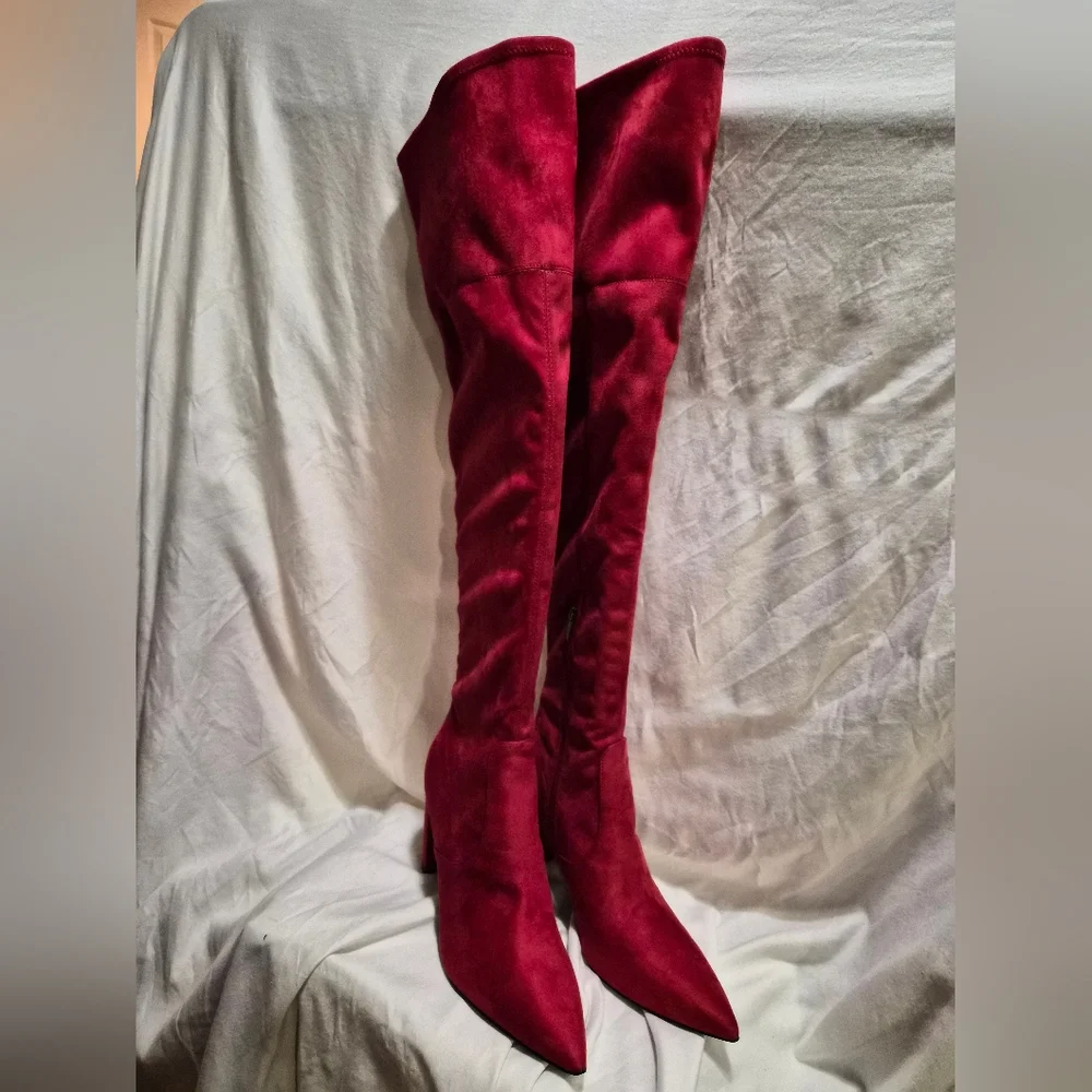 Nine West Daser Red Suede Over-The-Knee Boots NWOB, Women's Size 12 / Men's 10